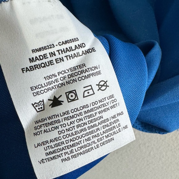 NWT Nike Blue Dri-Fit Slim Fit Football Soccer Jersey Short Sleeve White Collar - Picture 9 of 10